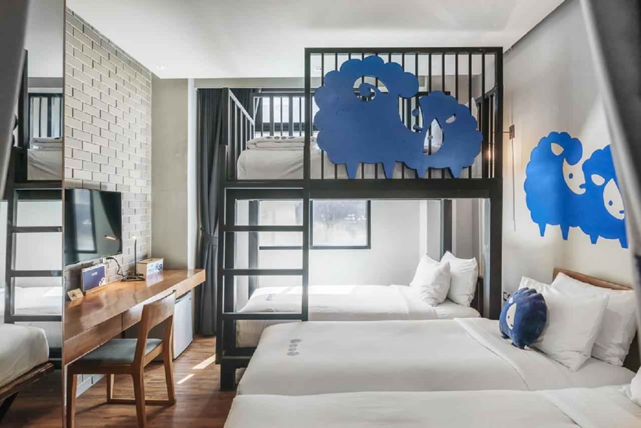 Kokotel Bangkok Surawong Exteriör bild