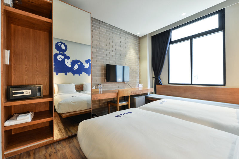 Kokotel Bangkok Surawong Exteriör bild